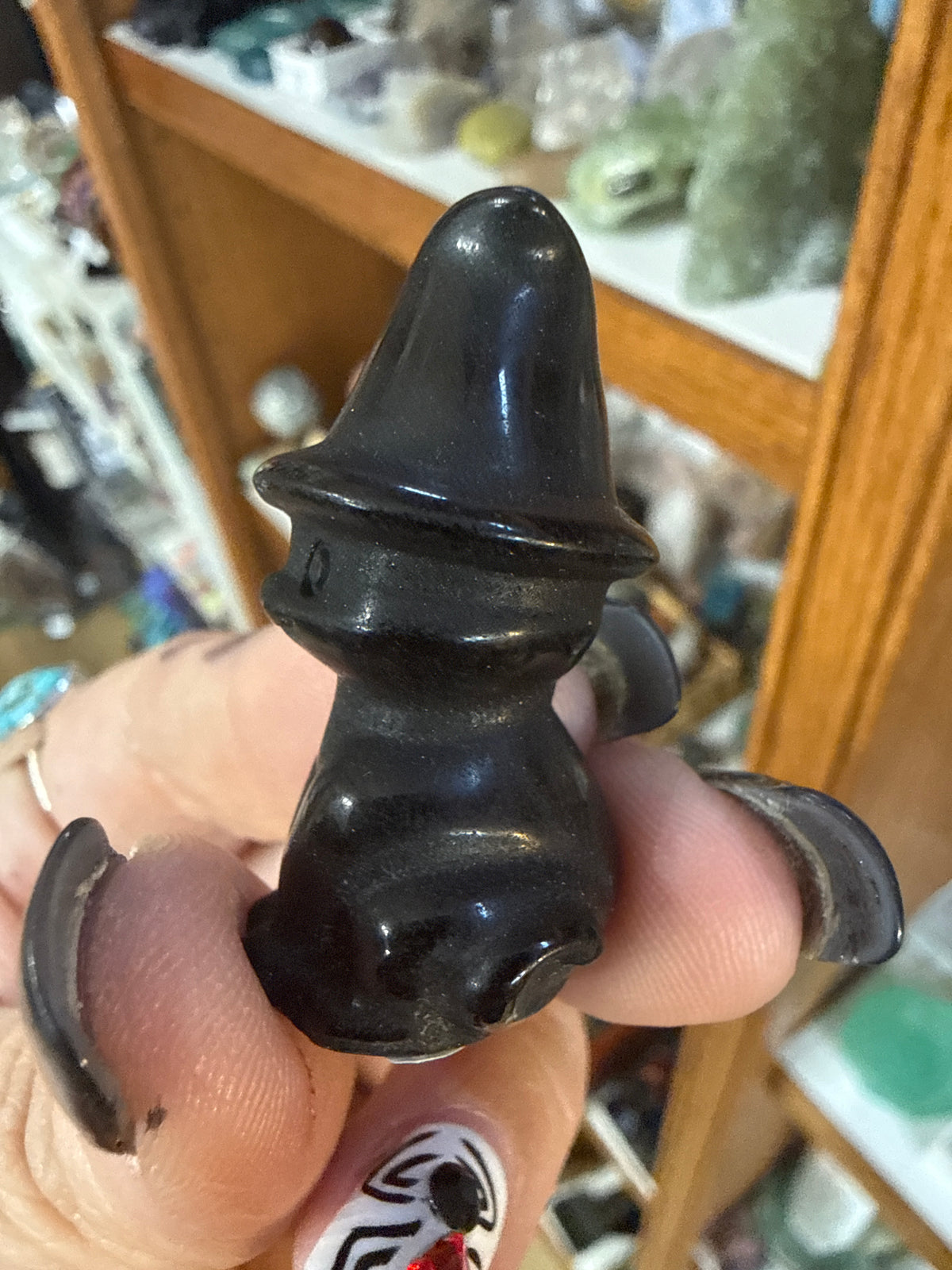 Small Witchy Cat Carving