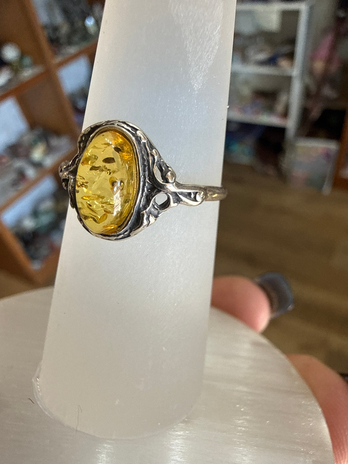 Citrine Amber size 8