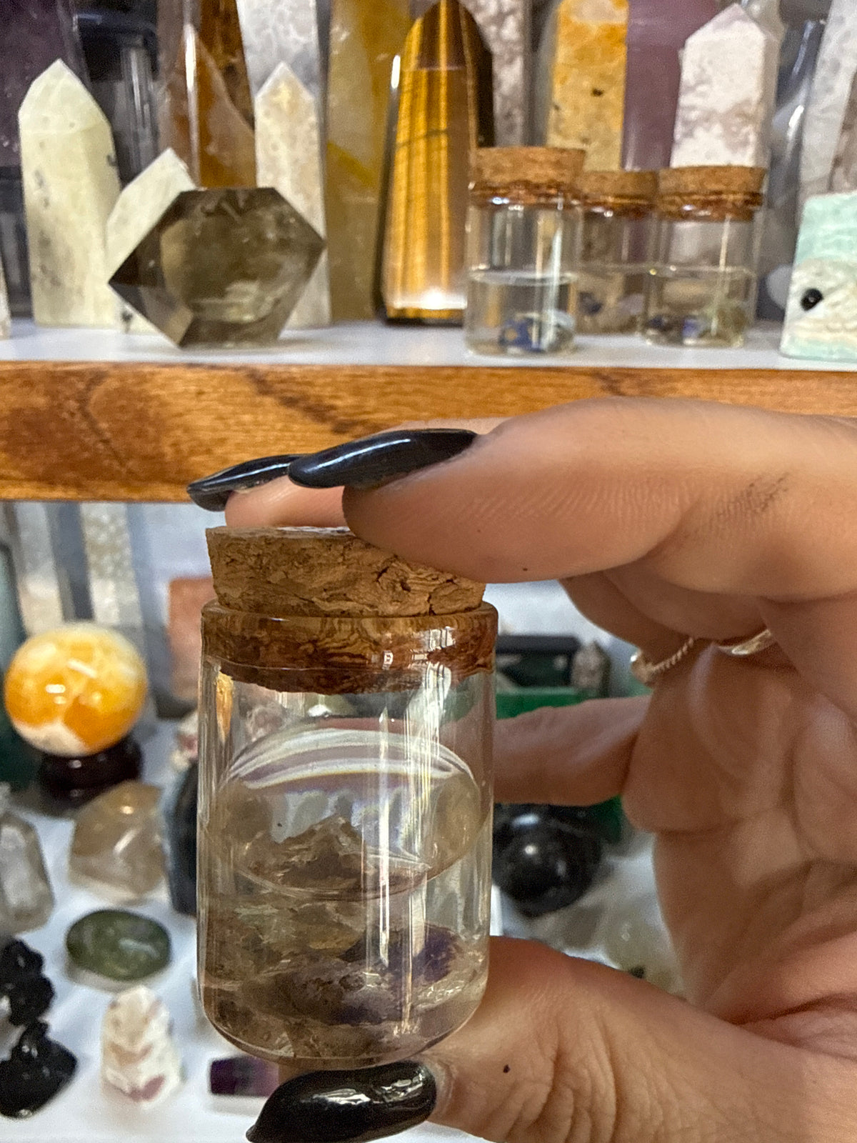 Opals Wet specimen