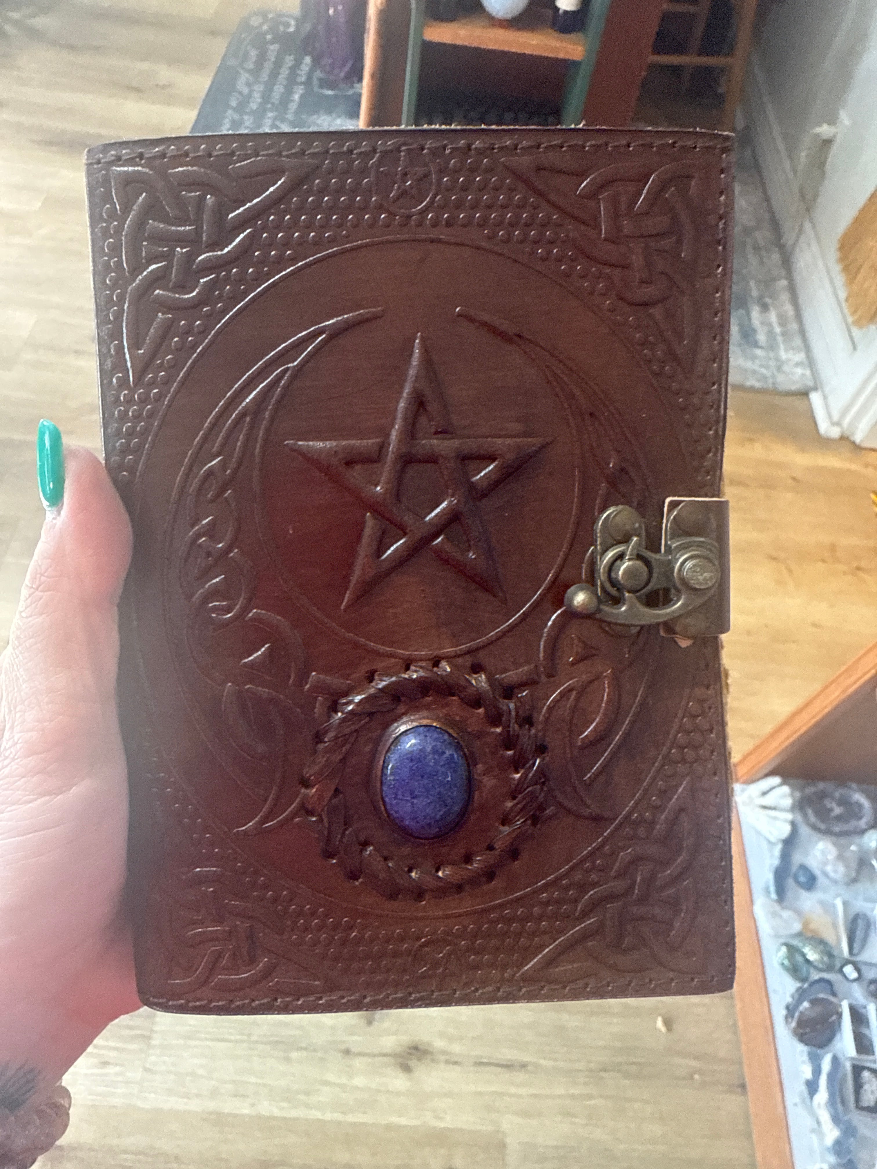 5x7 Leather Journal – Spiritual Gardens